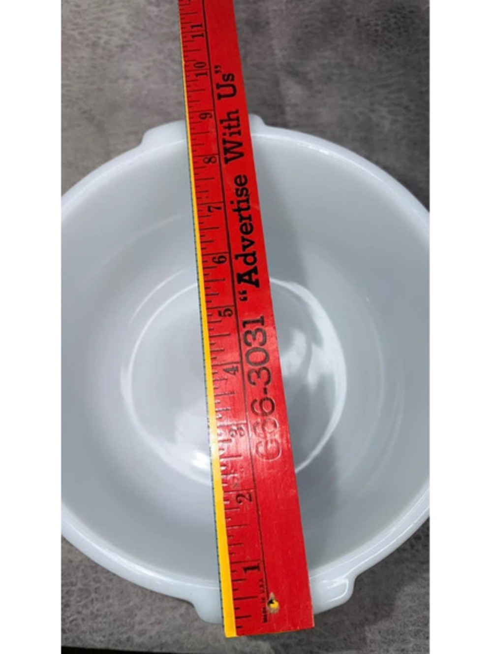 Vintage Glasbake Sunbeam White Milk Glass Mixing Bowl Double Pour Spout 8" MCM - Picture 3 of 4